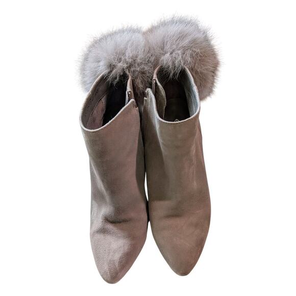 Antonio Melani Grey Leather Suede Fox Fur Pom Pom Ankle Boots Heel Womens 6M - Picture 1 of 10